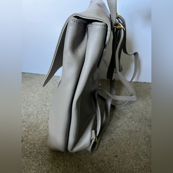 Joy & Iman  backpack/sachel grey 100% LEATHER